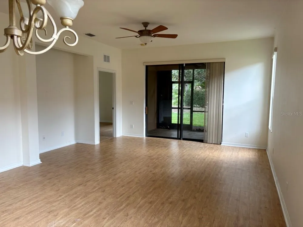 229 SHELL FALLS DRIVE Apollo Beach, FL 33572