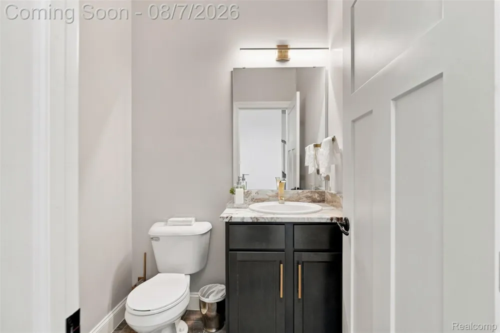 47523 Viola Lane Chesterfield Township, MI 48047