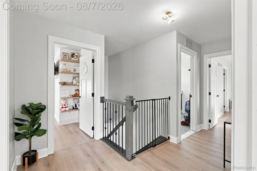 47523 Viola Lane Chesterfield Township, MI 48047
