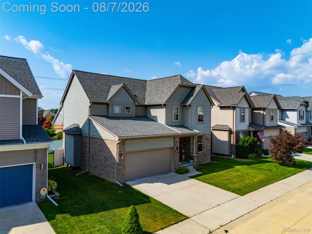 47523 Viola Lane Chesterfield Township, MI 48047