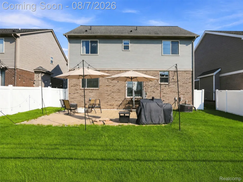 47523 Viola Lane Chesterfield Township, MI 48047