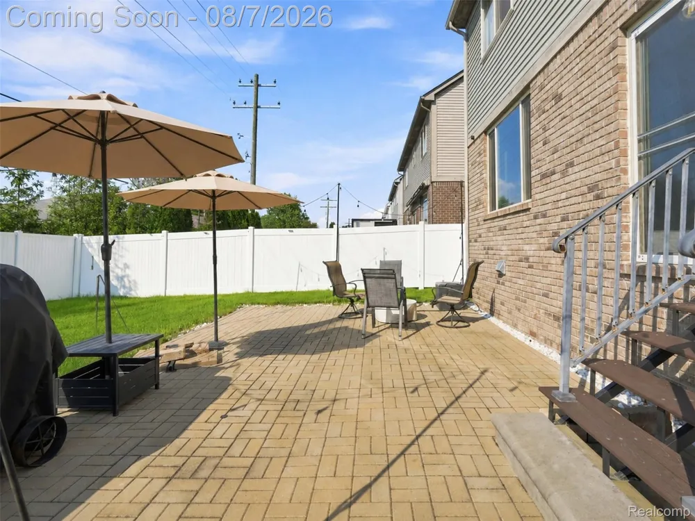 47523 Viola Lane Chesterfield Township, MI 48047