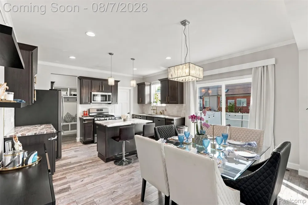 47523 Viola Lane Chesterfield Township, MI 48047