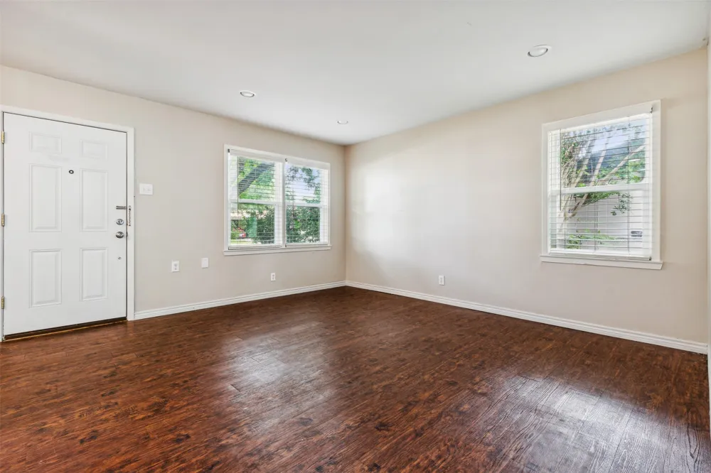 5805 Tracyne Drive Westworth Village, TX 76114