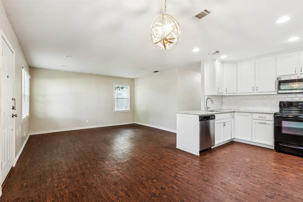 5805 Tracyne Drive Westworth Village, TX 76114