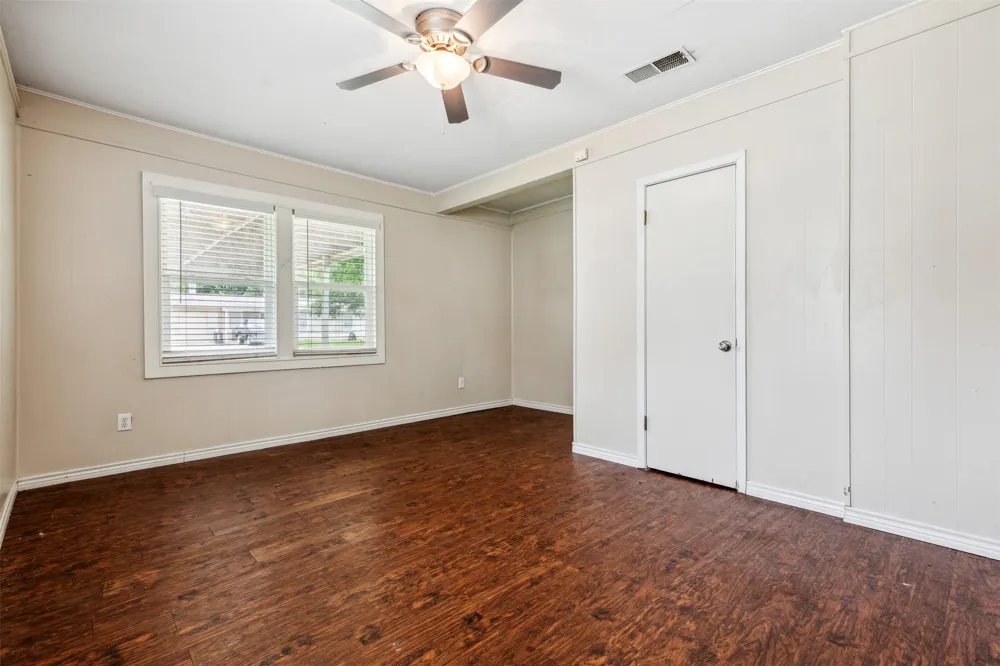 5805 Tracyne Drive Westworth Village, TX 76114