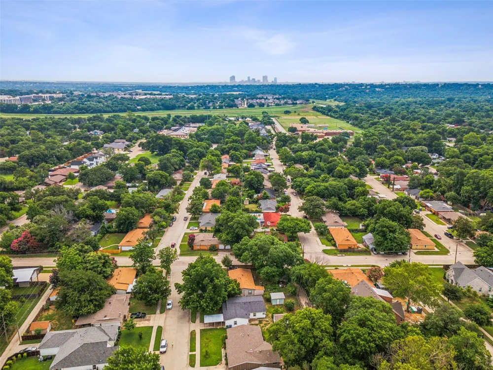 5805 Tracyne Drive Westworth Village, TX 76114