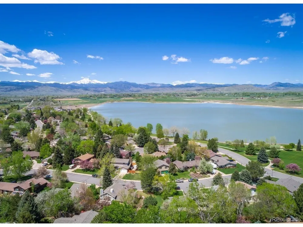 2401 Spindrift Drive Longmont, CO 80503
