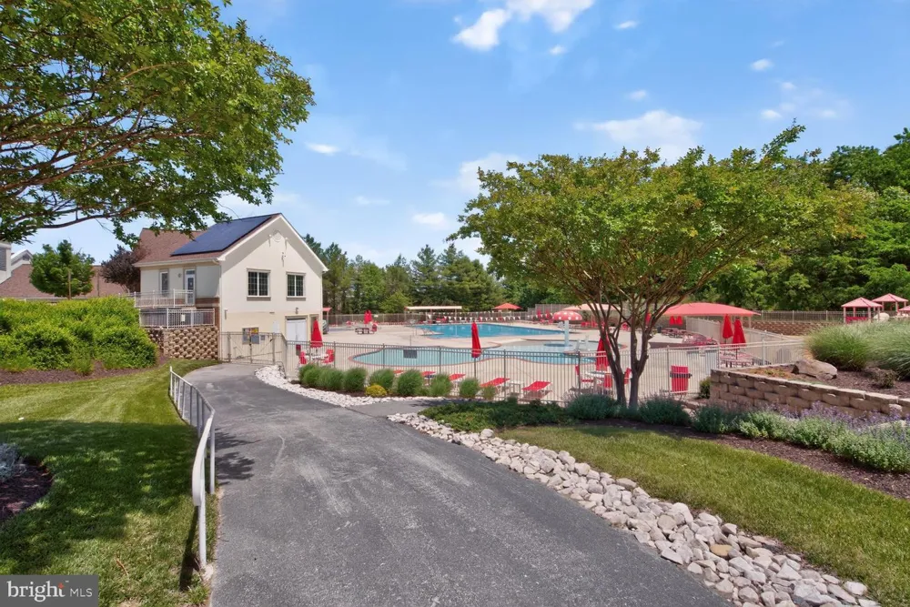4202 CRESTED VIEW Ellicott City, MD 21043