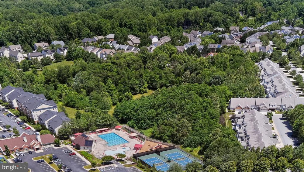 4202 CRESTED VIEW Ellicott City, MD 21043
