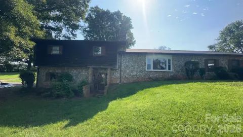 4294 Horseshoe Bend Road