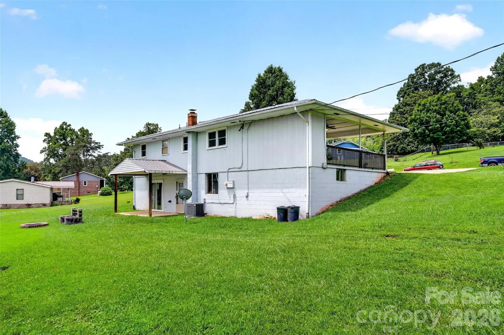 224 Cherokee Way Marion, NC 28752