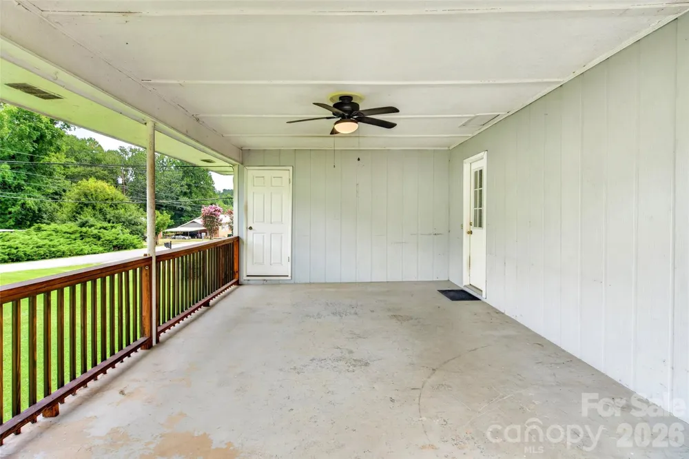 224 Cherokee Way Marion, NC 28752