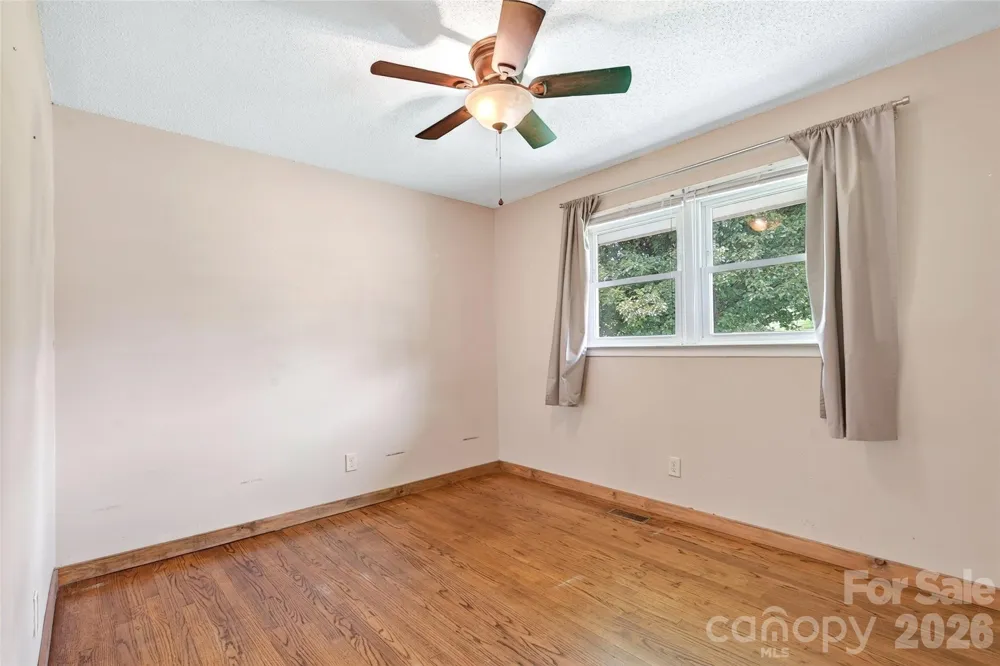 224 Cherokee Way Marion, NC 28752