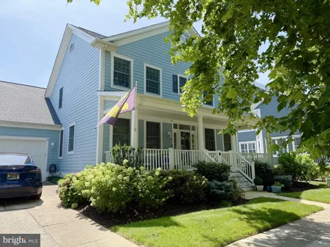 25 SYCAMORE STREET