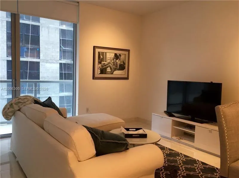 1050 Brickell Ave #2322 Miami, FL 33131