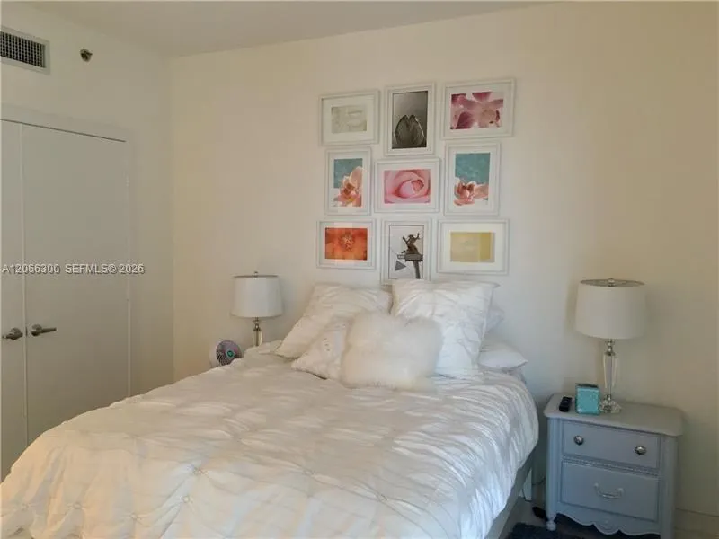 1050 Brickell Ave #2322 Miami, FL 33131