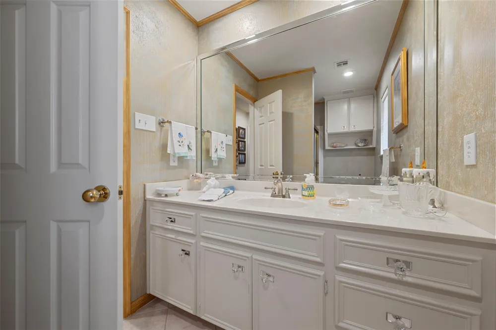 99 Sugar Creek Place Woodway, TX 76712