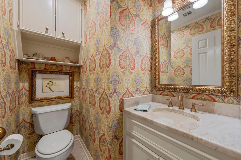 99 Sugar Creek Place Woodway, TX 76712