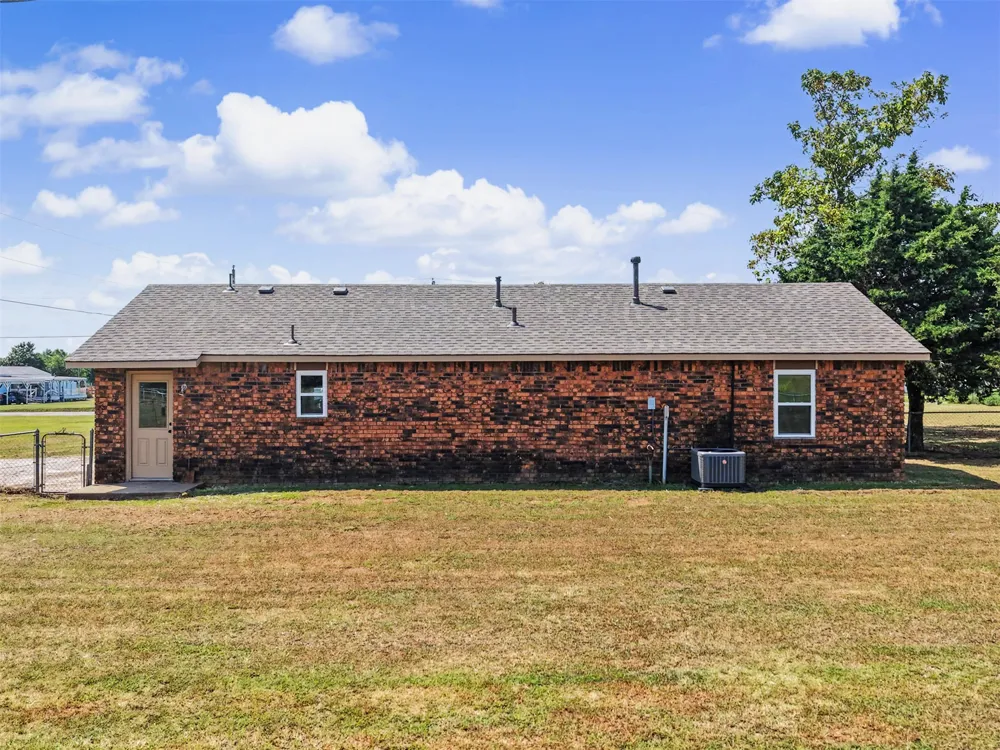 3417 W 113th Street Sperry, OK 74073