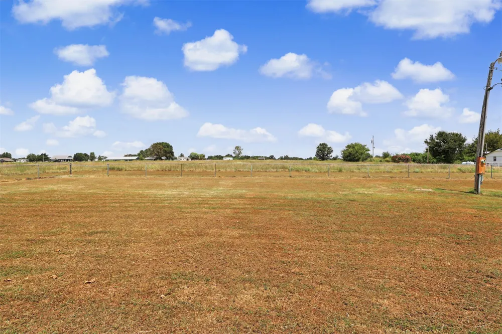 3417 W 113th Street Sperry, OK 74073