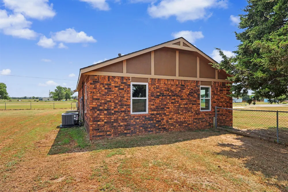 3417 W 113th Street Sperry, OK 74073