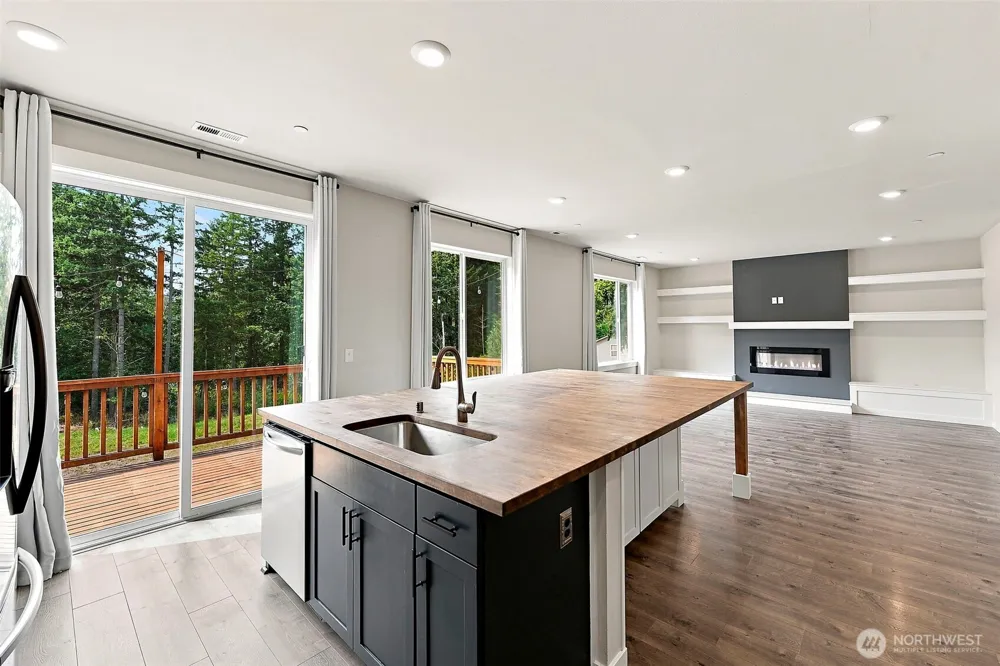 7701 208th Avenue E Bonney Lake, WA 98391