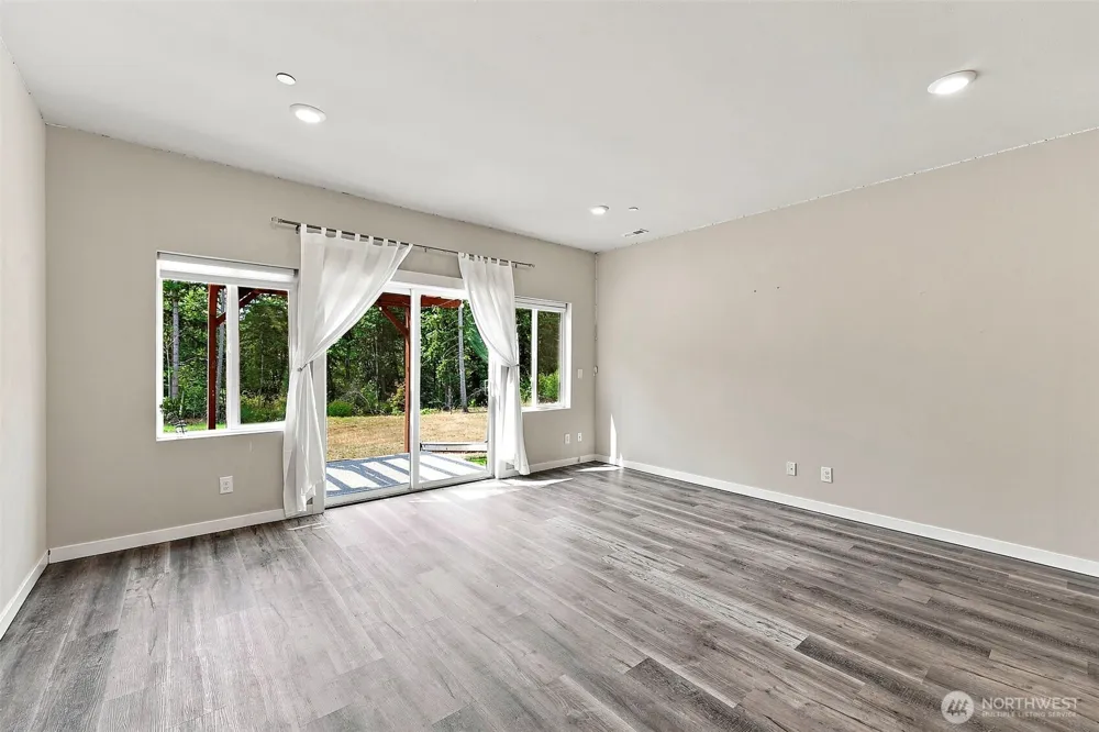 7701 208th Avenue E Bonney Lake, WA 98391
