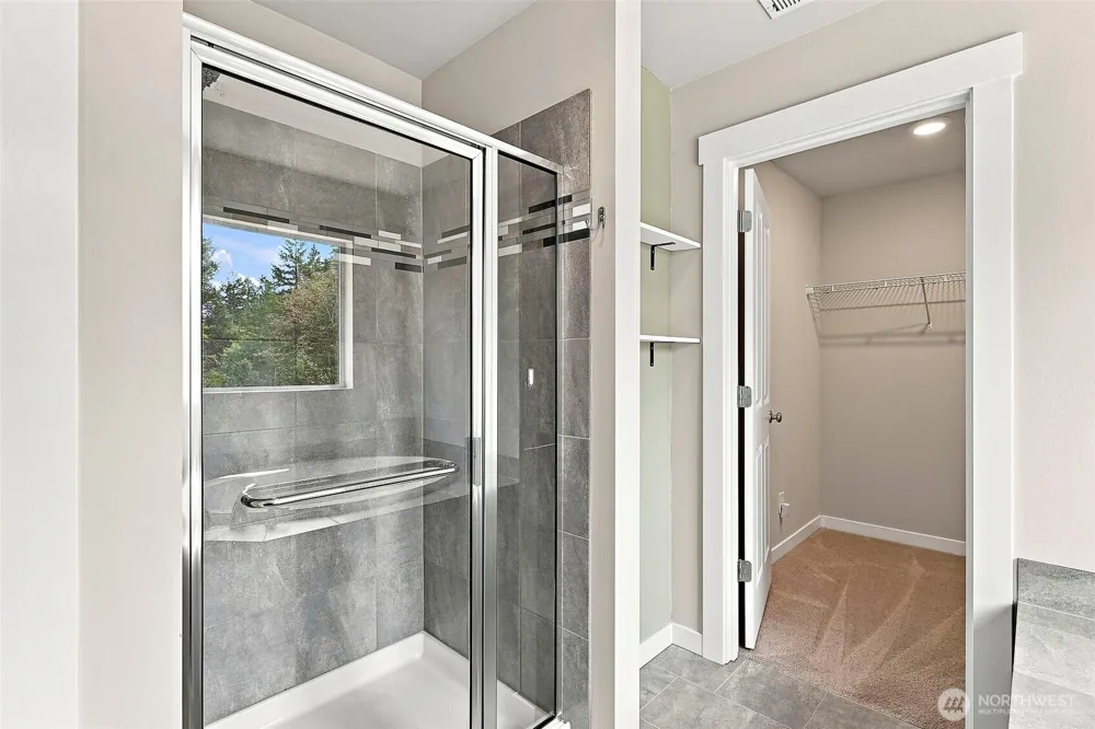 7701 208th Avenue E Bonney Lake, WA 98391