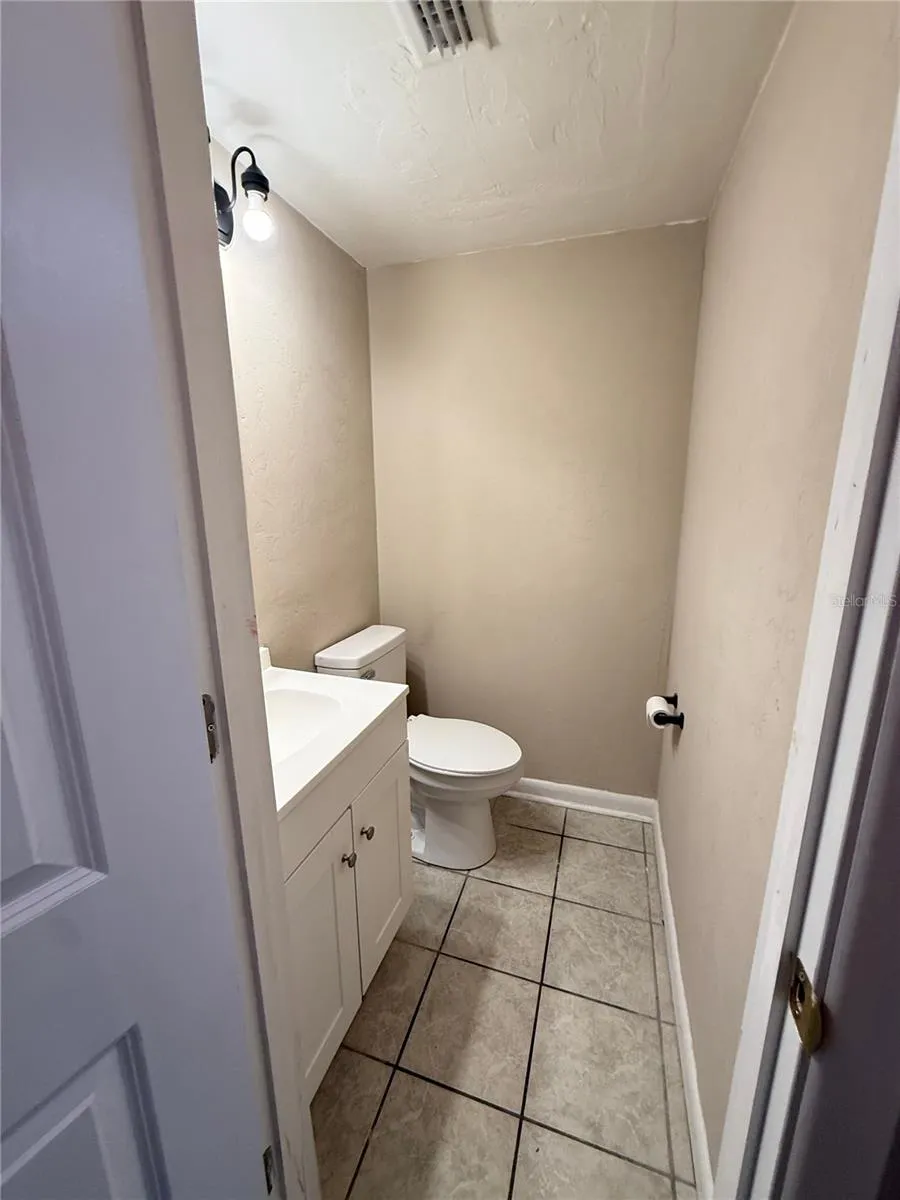 1721 SW 68TH TERRACE #1721 Gainesville, FL 32607