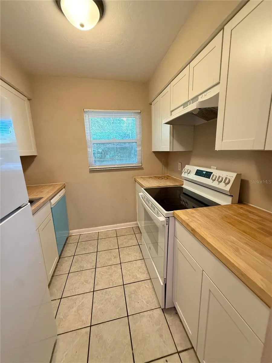 1721 SW 68TH TERRACE #1721 Gainesville, FL 32607