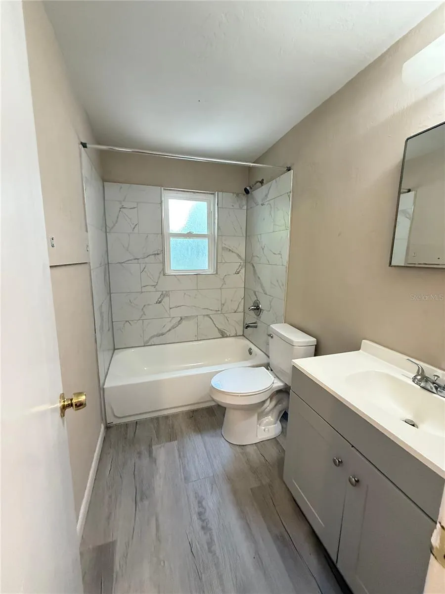1721 SW 68TH TERRACE #1721 Gainesville, FL 32607