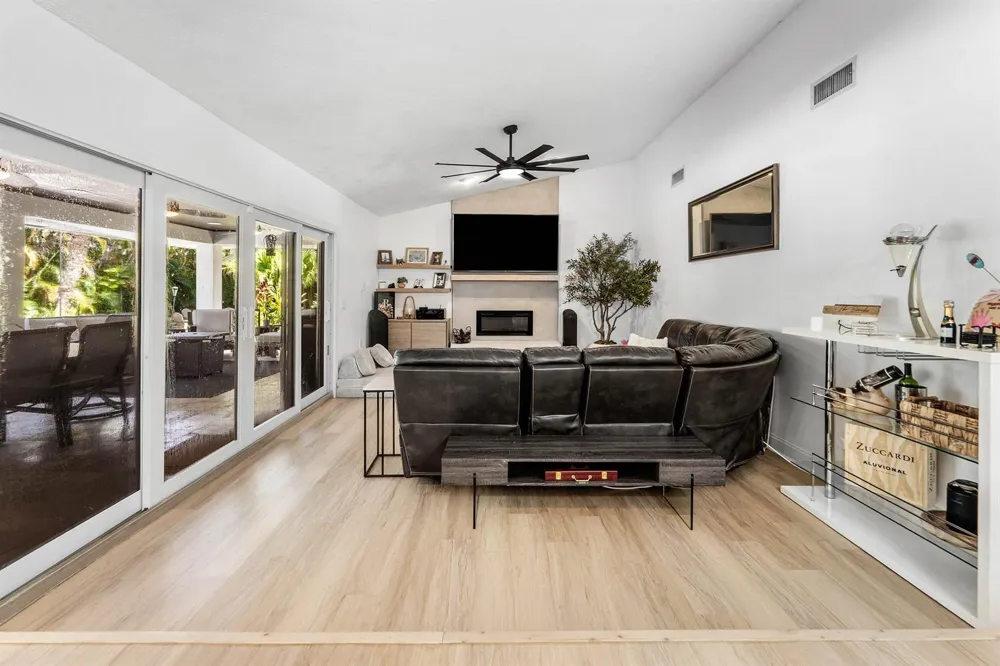 18329 LOXAHATCHEE RIVER ROAD Jupiter, FL 33458