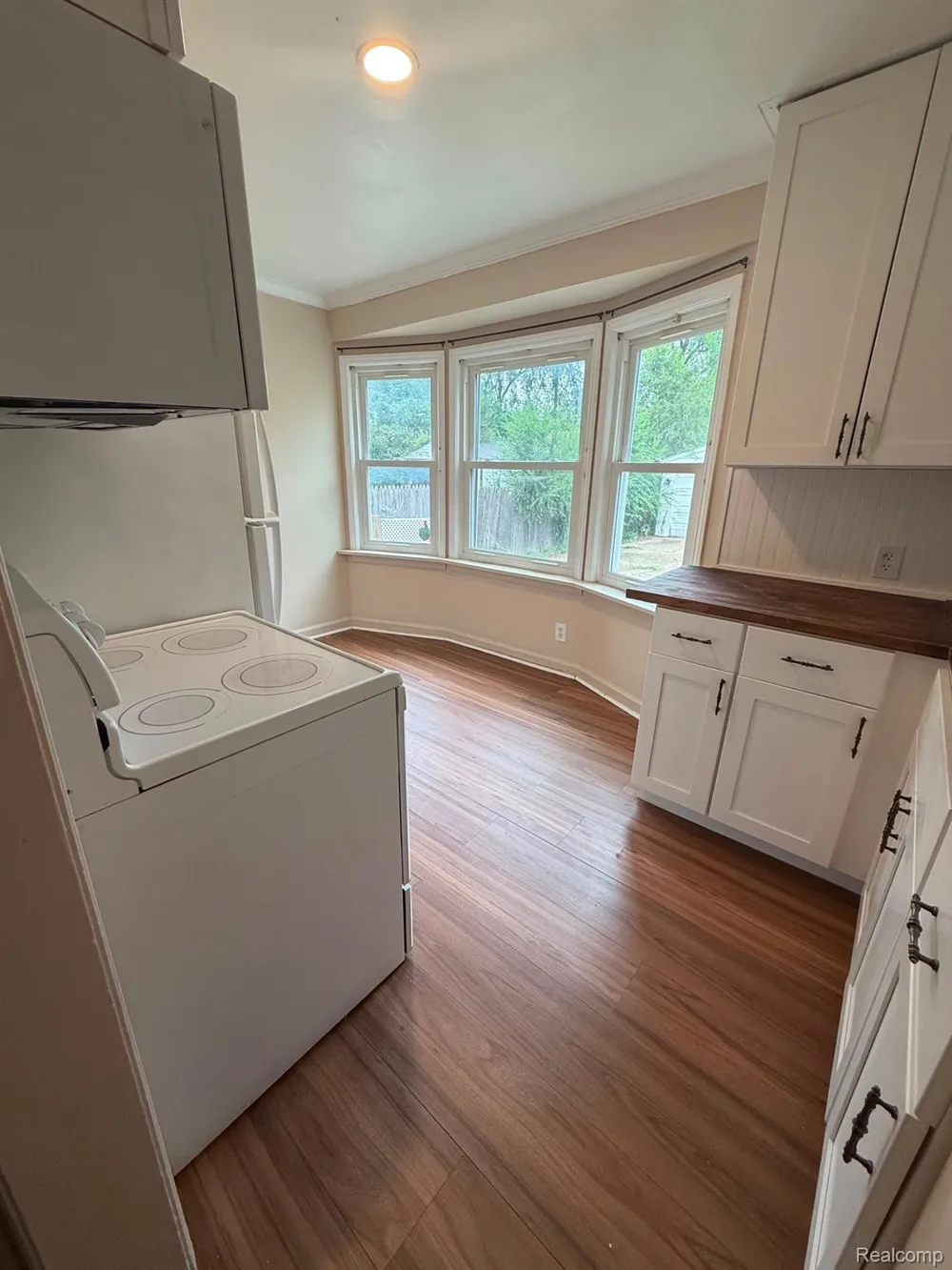 25428 Hopkins Street Dearborn Heights City, MI 48125