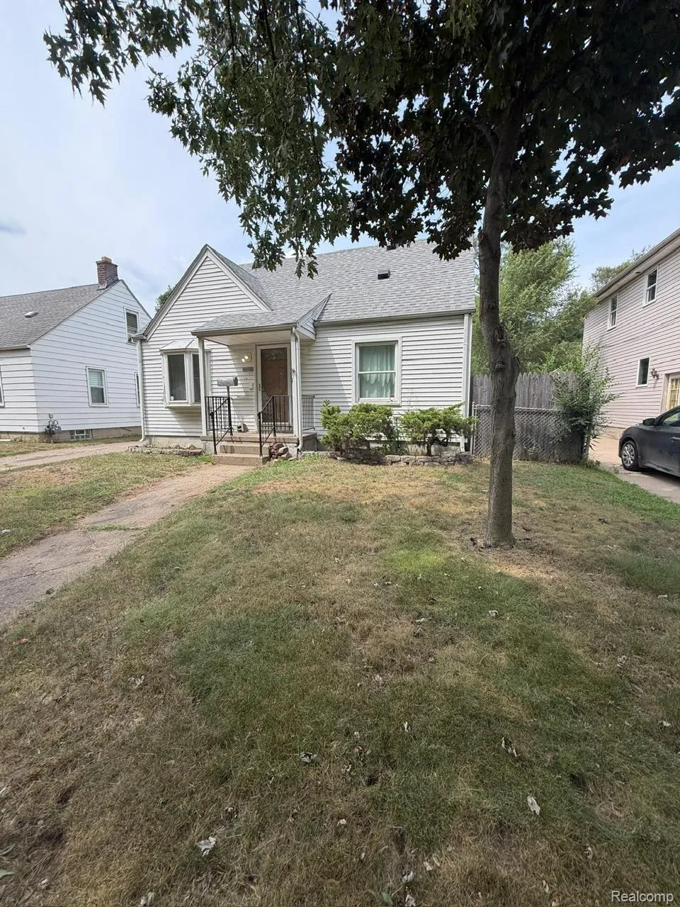 25428 Hopkins Street Dearborn Heights City, MI 48125