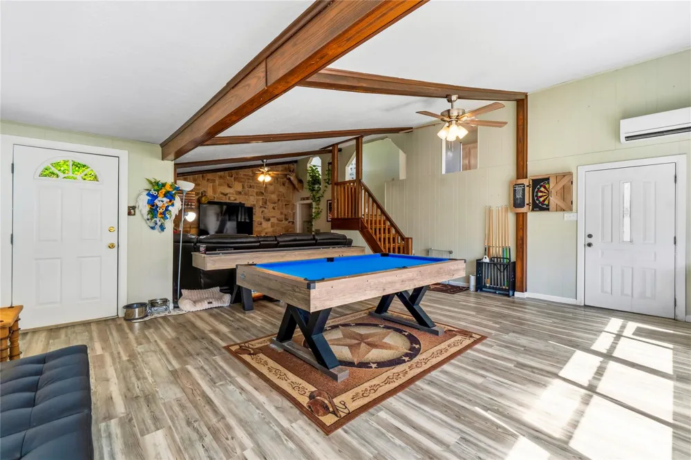 146 Creekside Drive Onalaska, TX 77360