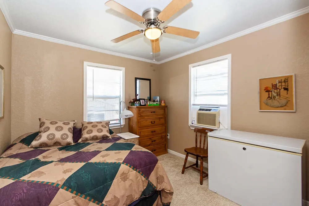 1546 Upton Lane Brazoria, TX 77422
