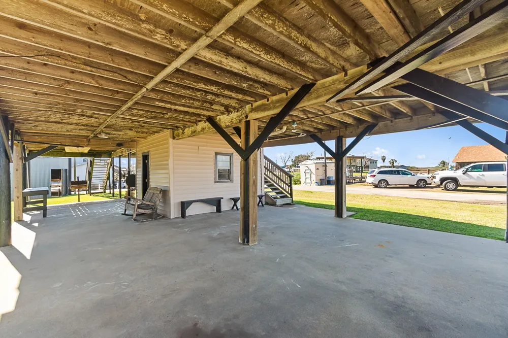 1546 Upton Lane Brazoria, TX 77422