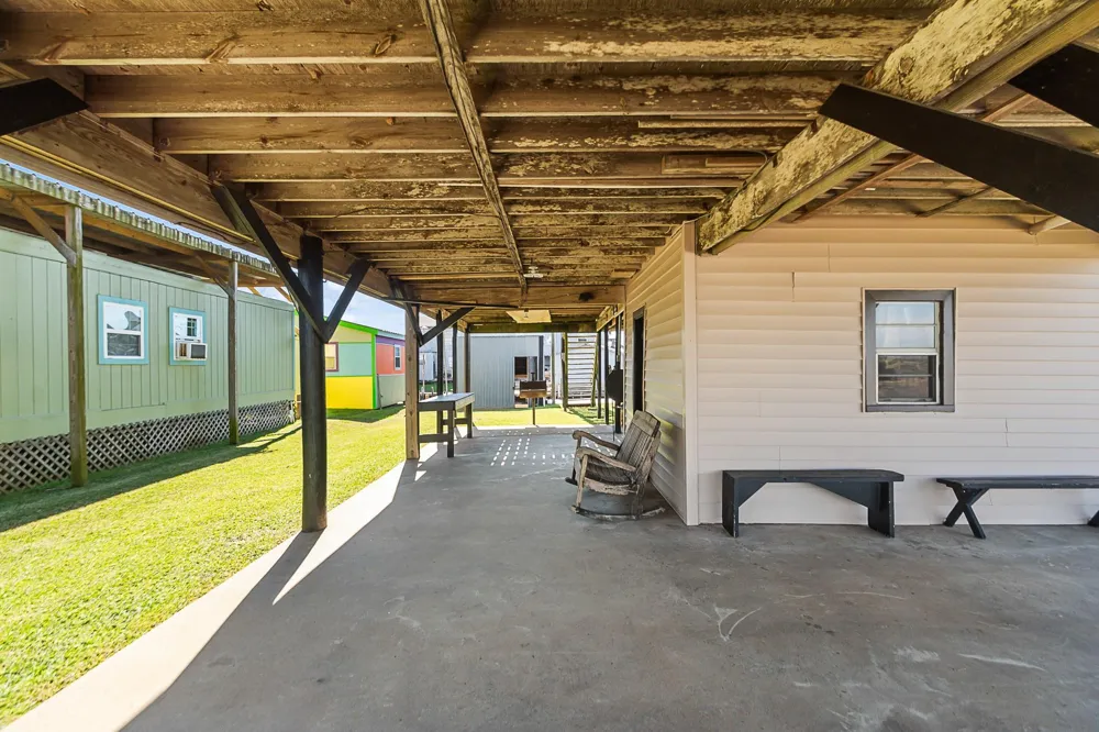 1546 Upton Lane Brazoria, TX 77422