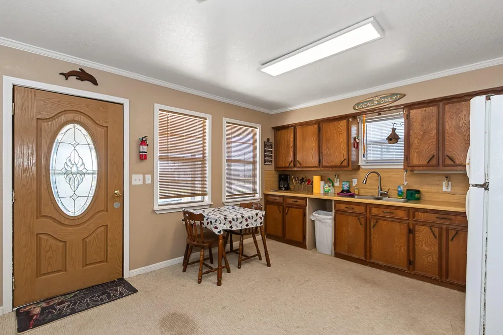 1546 Upton Lane Brazoria, TX 77422