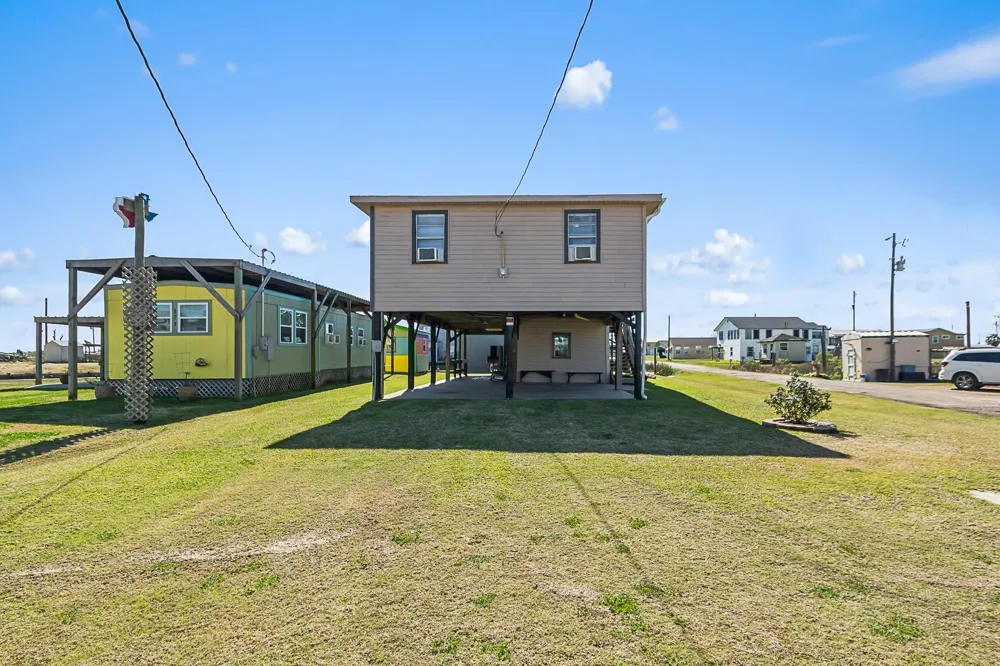 1546 Upton Lane Brazoria, TX 77422
