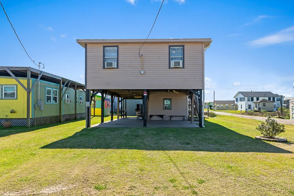 1546 Upton Lane Brazoria, TX 77422