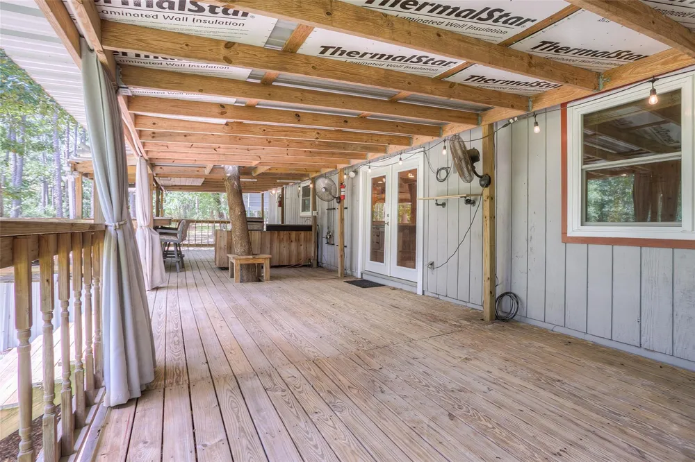 250 Red Bird Lane Trinity, TX 75862