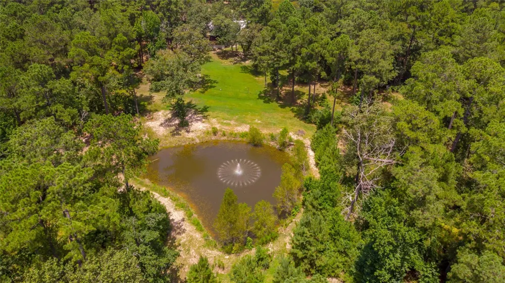 250 Red Bird Lane Trinity, TX 75862