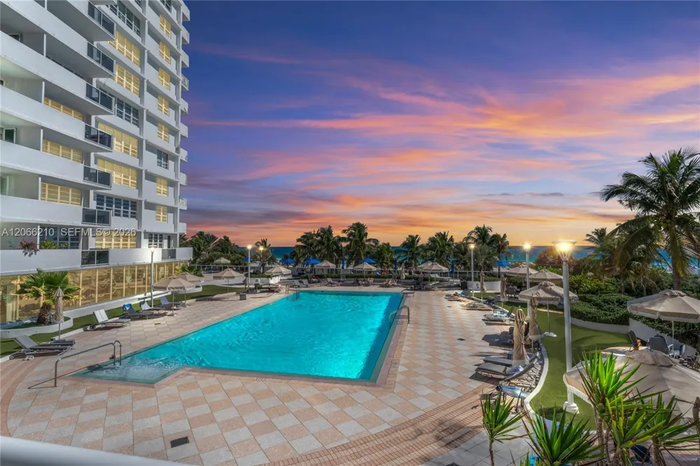 100 Lincoln Rd #301 Miami Beach, FL 33139