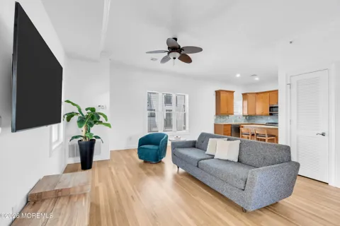 508 Monroe Avenue #2R