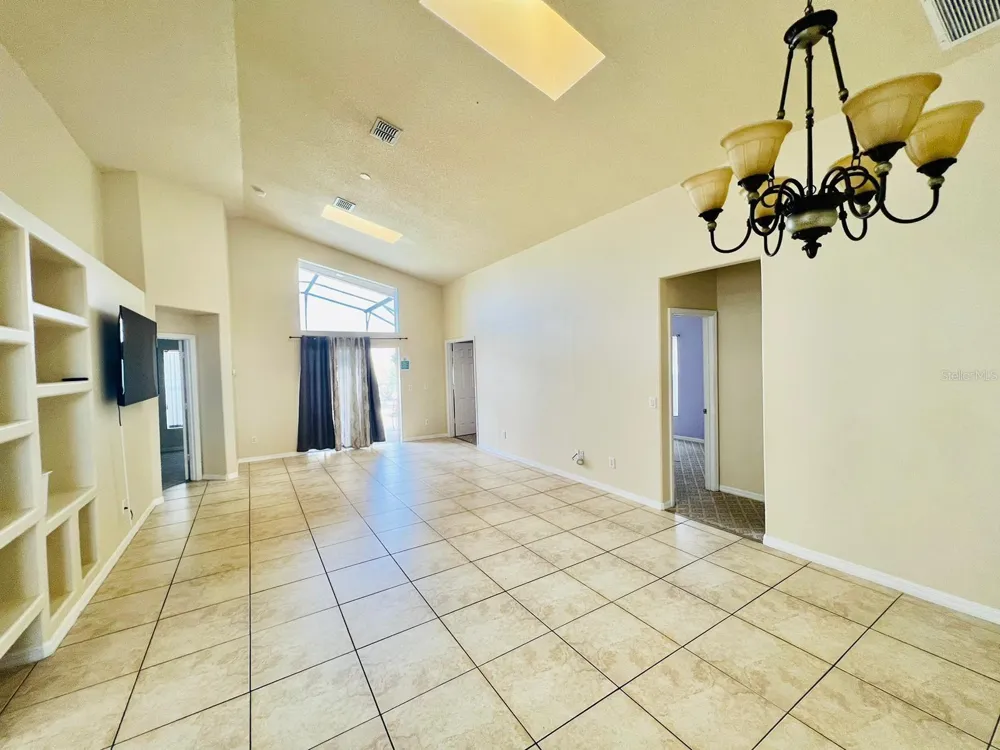 2565 BEAR CREEK COURT Kissimmee, FL 34747