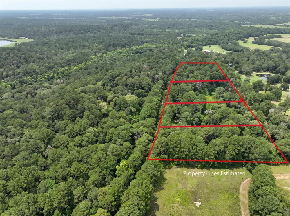 3340 County Road 325 Navasota, TX 77868