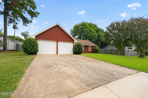 334 E Timber Ridge Court