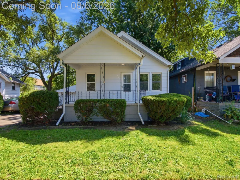 1063 Mayflower Avenue Lincoln Park City, MI 48146